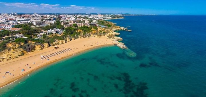 Choisir Albufeira pour Vivre en Algarve